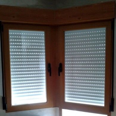 Ventana doble Aluminio Lacado pino